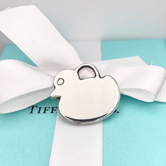 Tiffany & Co. Jewelry - Authenticated vintage Tiffany & co. Lucky Duck Charm Pendant necklace Bracelet